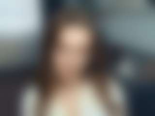 Live cam show with AnissaDruvenga - Pale on AdultVida.com
