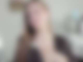 AnissaDruvenga's Live Sex Cam Show