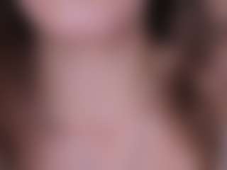 Live cam show with AnissaDruvenga - Petite on Camsoda
