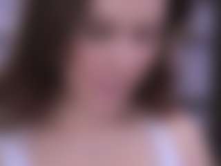 Live cam show with AnissaDruvenga - Camel Toe on Camming Site