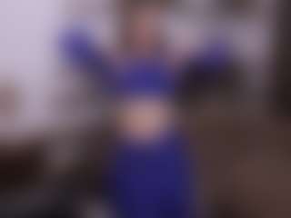 Live cam show with AnissaDruvenga - Moaning on Camsoda