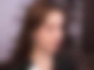 Live cam show with AnissaDruvenga - Oil on Gym Cam Girls