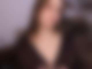 Live cam show with AnissaDruvenga - Fingering on camwithhim.com