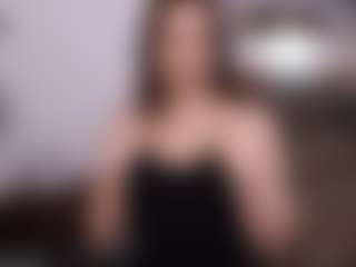 Live cam show with AnissaDruvenga - Joi on Camsoda