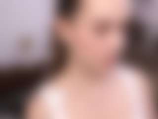 Live cam show with AnissaDruvenga - Normal on xplaylive.com