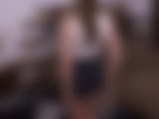 Live cam show with AnissaDruvenga - Cute on xplaylive.com