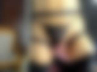 Aria-skyee's Live Sex Cam Show