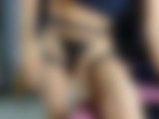 Aria-skyee's Live Sex Cam Show