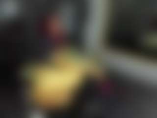 Live cam show with Aria-skyee - White on CamwithHer | colombia