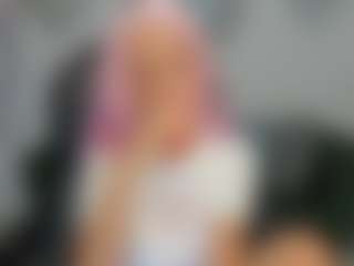 Live cam show with honey-taylor - Bikini on Milfs Live