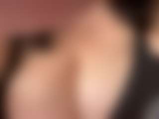 Live-Cam-Show mit Lucipork - Flashing auf Camsoda