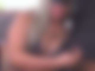 Live cam show with Monaco00 - Cowgirl on Soda Cam