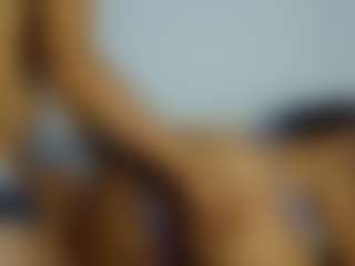 Live cam show with RavennSan - White on xfollow cams | colombia
