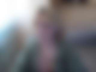 Evelyn's Live Sex Cam Show