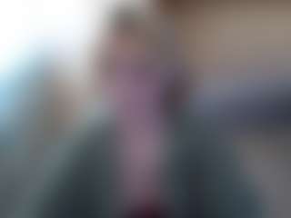 Evelyn's Live Sex Cam Show