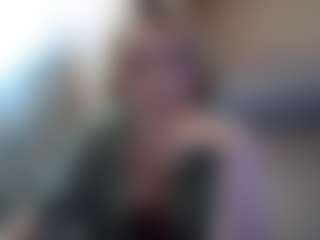 Evelyn's Live Sex Cam Show