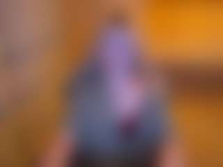 Evelyn's Live Sex Cam Show