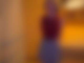 Evelyn's Live Sex Cam Show