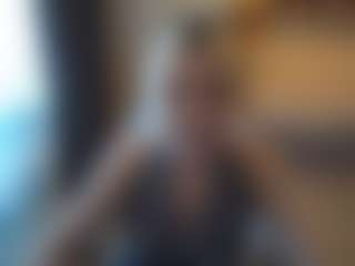 Evelyn's Live Sex Cam Show