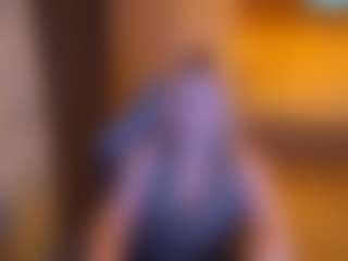 Evelyn's Live Sex Cam Show