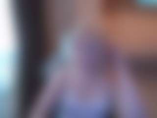 Evelyn's Live Sex Cam Show