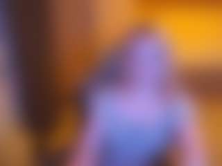 Evelyn's Live Sex Cam Show