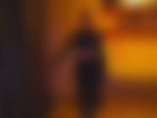 Evelyn's Live Sex Cam Show
