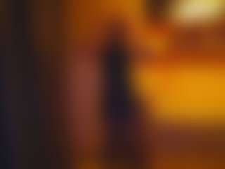 Live cam show with Evelyn - Blonde Hair Blowjob on AdultVida.com