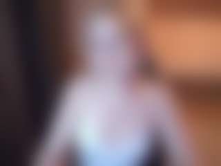 Evelyn's Live Sex Cam Show