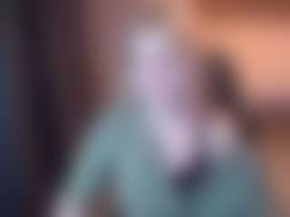 Live cam show with Evelyn - Public BBW on anonymated.com