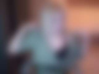 Live cam show with Evelyn - Bondage on Sweet Sext