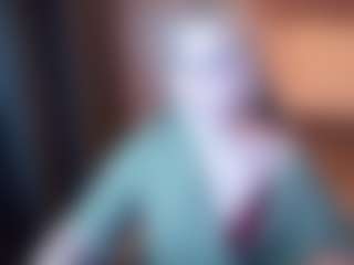 Live cam show with Evelyn - Blue Eyes on Cam Slut