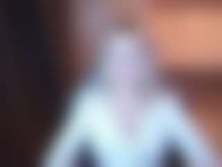 Evelyn's Live Sex Cam Show