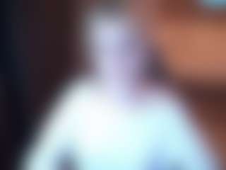 Live cam show with Evelyn - Blue Eyes on sexylive.show