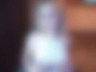 Live cam show with Evelyn - Blonde Hair on xxxlivecams.org