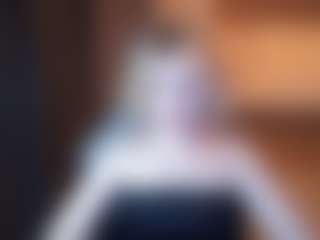 Evelyn's Live Sex Cam Show