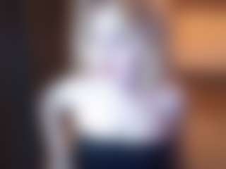 Evelyn's Live Sex Cam Show