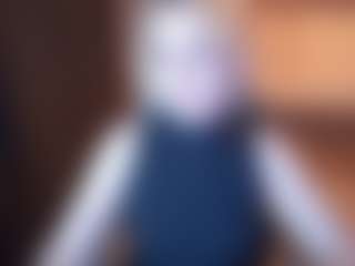 Evelyn's Live Sex Cam Show