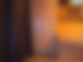 Evelyn's Live Sex Cam Show