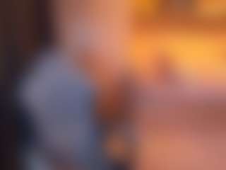 Live cam show with Evelyn - Blue Eyes on Camsoda