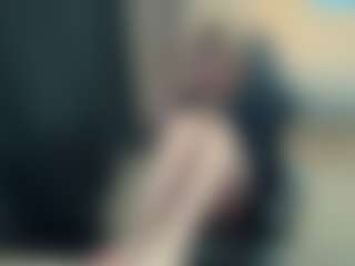 Live cam show with Evelyn - Twerk on https://playwithruby.com
