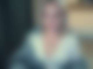Live cam show with Evelyn - Blonde Hair Fetish on CSO-WL
