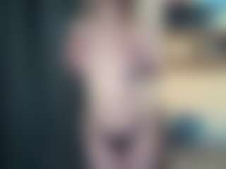 Evelyn's Live Sex Cam Show