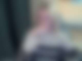 Evelyn's Live Sex Cam Show