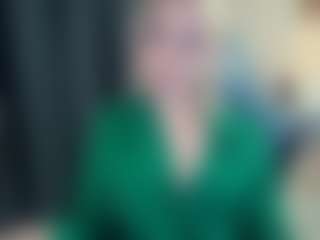 Evelyn's Live Sex Cam Show