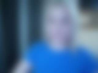 Evelyn's Live Sex Cam Show