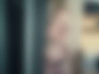 Live cam show with Evelyn - Young Adult on Milfs Live
