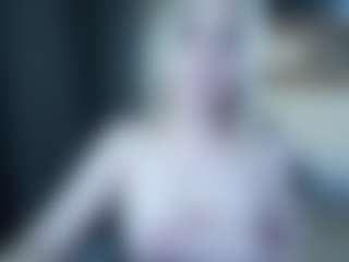 Evelyn's Live Sex Cam Show