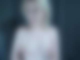 Live cam show with Evelyn - Blue Eyes on Dare Cams