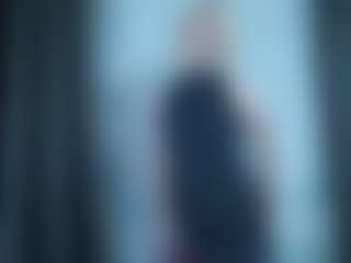 Evelyn's Live Sex Cam Show